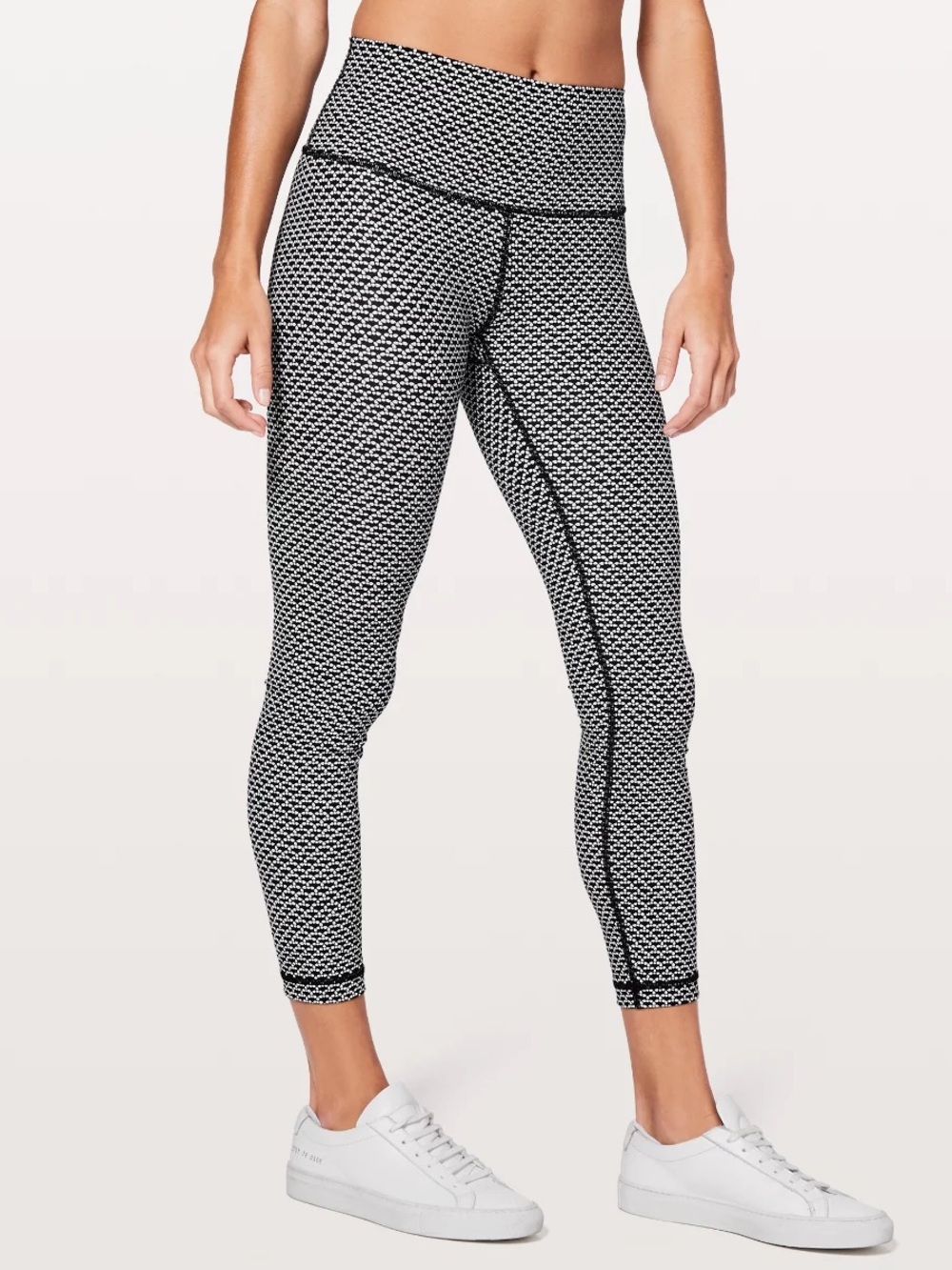 Lululemon In Movement Tight Leggings 25” Everlux Monochromic Black Size 2 Yoga